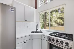 2009 Bernina, Pine Mountain Club, CA 93222 - Photo 11