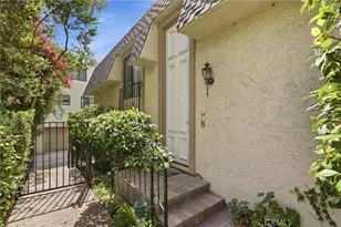 6225 Shoup Ave, Woodland Hills, CA 91367 - Photo 21