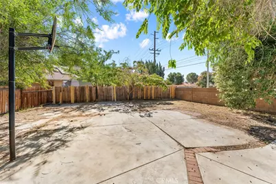 44811 Rock Island, Lancaster, CA 93535 - Photo 43