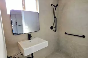 13821 Burton St, Panorama City, CA 91402 - Photo 17