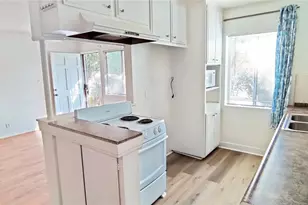 14205 Burbank Blvd, Sherman Oaks, CA 91401 - Photo 23