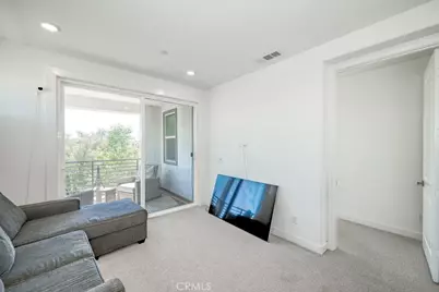 27544 Feathery Cassia Way, Valencia, CA 91381 - Photo 15