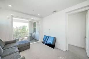 27544 Feathery Cassia Way, Valencia, CA 91381 - Photo 15