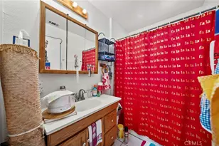 1875 W Slauson Ave, Los Angeles, CA 90047 - Photo 17