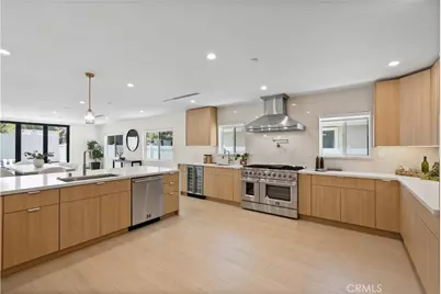 16158 Magnolia Boulevard, Encino, CA 91436 - Photo 9