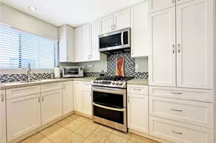 6145 Shoup Ave, Woodland Hills, CA 91367 - Photo 13