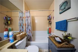 11332 Strathern, Sun Valley, CA 91352 - Photo 17
