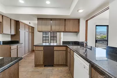 230 Bethany Road #211, Burbank, CA 91504 - Photo 19