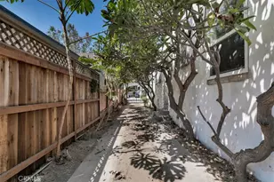 2320 Greenfield Ave, Los Angeles, CA 90064 - Photo 29