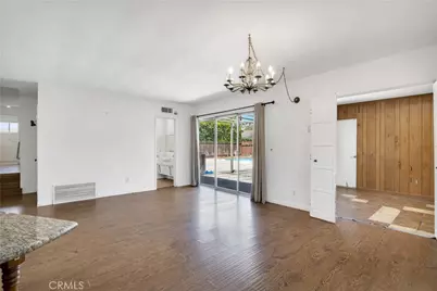 23635 Bessemer Street, Woodland Hills, CA 91367 - Photo 15