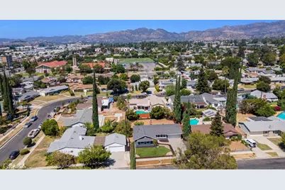 9943 Fullbright Avenue, Chatsworth, CA 91311 - Photo 29