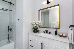 6853 Willis Ave, Van Nuys, CA 91405 - Photo 11