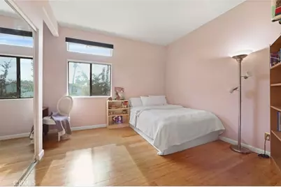 4477 Woodman #310, Los Angeles, CA 91423 - Photo 11