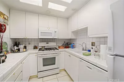 4477 Woodman #310, Los Angeles, CA 91423 - Photo 15