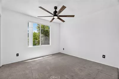 27630 Iris, Castaic, CA 91384 - Photo 17