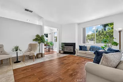 27630 Iris, Castaic, CA 91384 - Photo 3