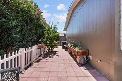 21308 Jimpson Way, Canyon Country, CA 91351 - Photo 35