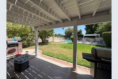 18012 Raymer, Northridge, CA 91325 - Photo 3