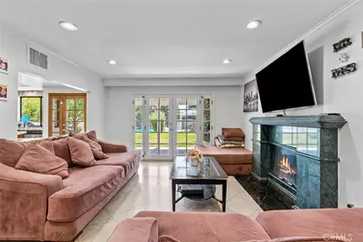 18012 Raymer, Northridge, CA 91325 - Photo 13
