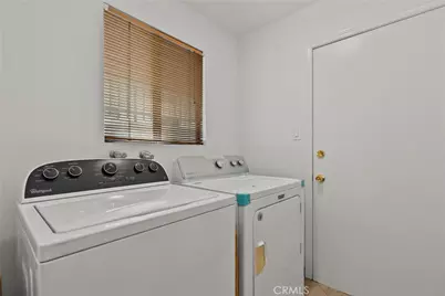 18012 Raymer, Northridge, CA 91325 - Photo 31
