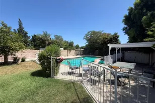18012 Raymer, Northridge, CA 91325 - Photo 39