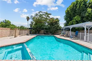 18012 Raymer, Northridge, CA 91325 - Photo 43