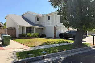 18012 Raymer, Northridge, CA 91325 - Photo 1