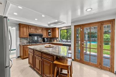 18012 Raymer, Northridge, CA 91325 - Photo 15