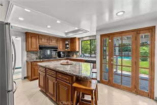 18012 Raymer, Northridge, CA 91325 - Photo 15