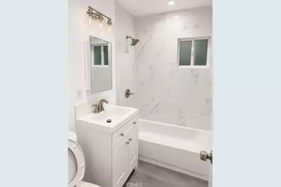 7918 Hazeltine Avenue, Panorama City, CA 91402 - Photo 9