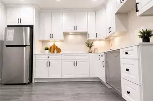 7918 Hazeltine Ave, Panorama City, CA 91402 - Photo 3