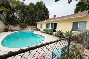 15035 Gilmore St, Van Nuys, CA 91411 - Photo 11