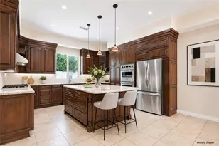 18267 Valley Vista Blvd, Tarzana, CA 91356 - Photo 9