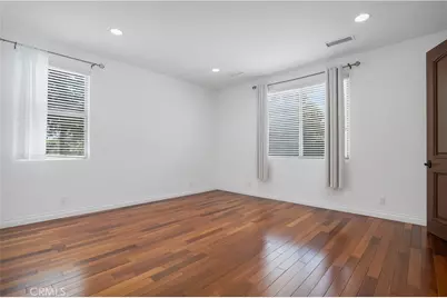18267 Valley Vista Boulevard, Tarzana, CA 91356 - Photo 19