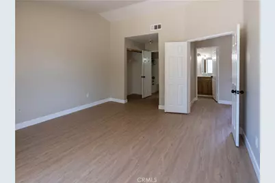28102 Bob White Circle #4, Saugus, CA 91350 - Photo 11