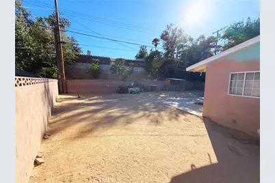 302 E Avenue R11, Palmdale, CA 93550 - Photo 25