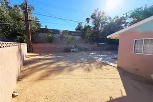 302 E Ave R 11, Palmdale, CA 93550 - Photo 25
