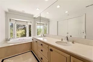 11345 Dona Lola Dr, Studio City, CA 91604 - Photo 17