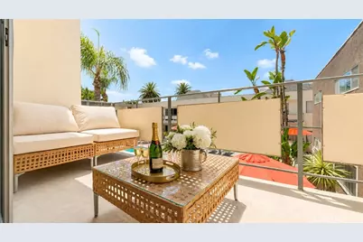 1233 N Laurel #211, West Hollywood, CA 90046 - Photo 11