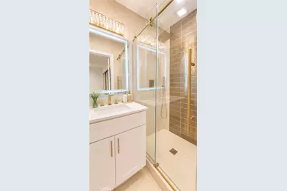 1233 N Laurel #211, West Hollywood, CA 90046 - Photo 29