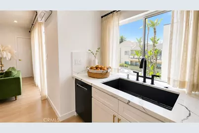 1233 N Laurel #211, West Hollywood, CA 90046 - Photo 9