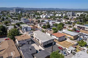 11249 Emelita St, North Hollywood, CA 91601 - Photo 17