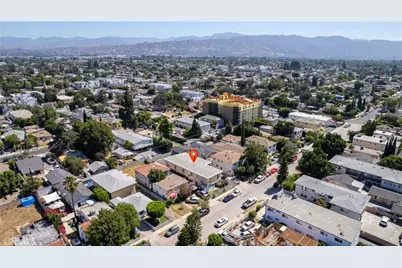 11249 Emelita Street, North Hollywood, CA 91601 - Photo 11