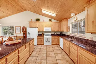 137 E Starr Dr, Big Bear City, CA 92314 - Photo 15