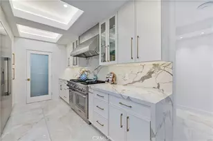 4651 Ellenita Ave, Tarzana, CA 91356 - Photo 19