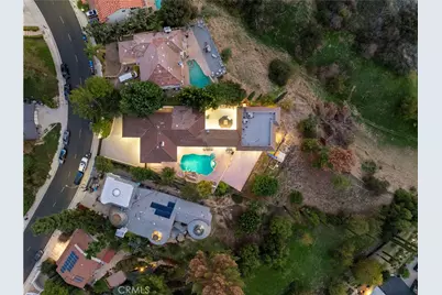4651 Ellenita Avenue, Tarzana, CA 91356 - Photo 71