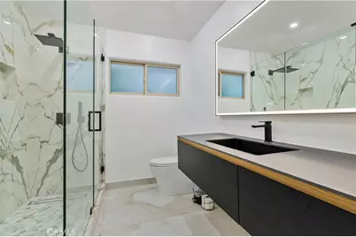4651 Ellenita Avenue, Tarzana, CA 91356 - Photo 37