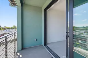 315 Waters Park Cir, San Mateo, CA 94403 - Photo 25