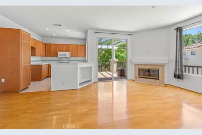 4045 Milano, Moorpark, CA 93021 - Photo 7