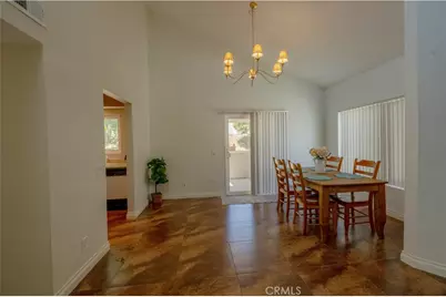 31371 The Old Rd #E, Castaic, CA 91384 - Photo 5